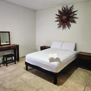 Sueño Maya Hotel Isla Mujeres
