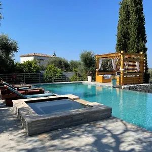 Escondida Bed & Breakfast Nice